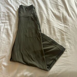 Lululemon align crop flare